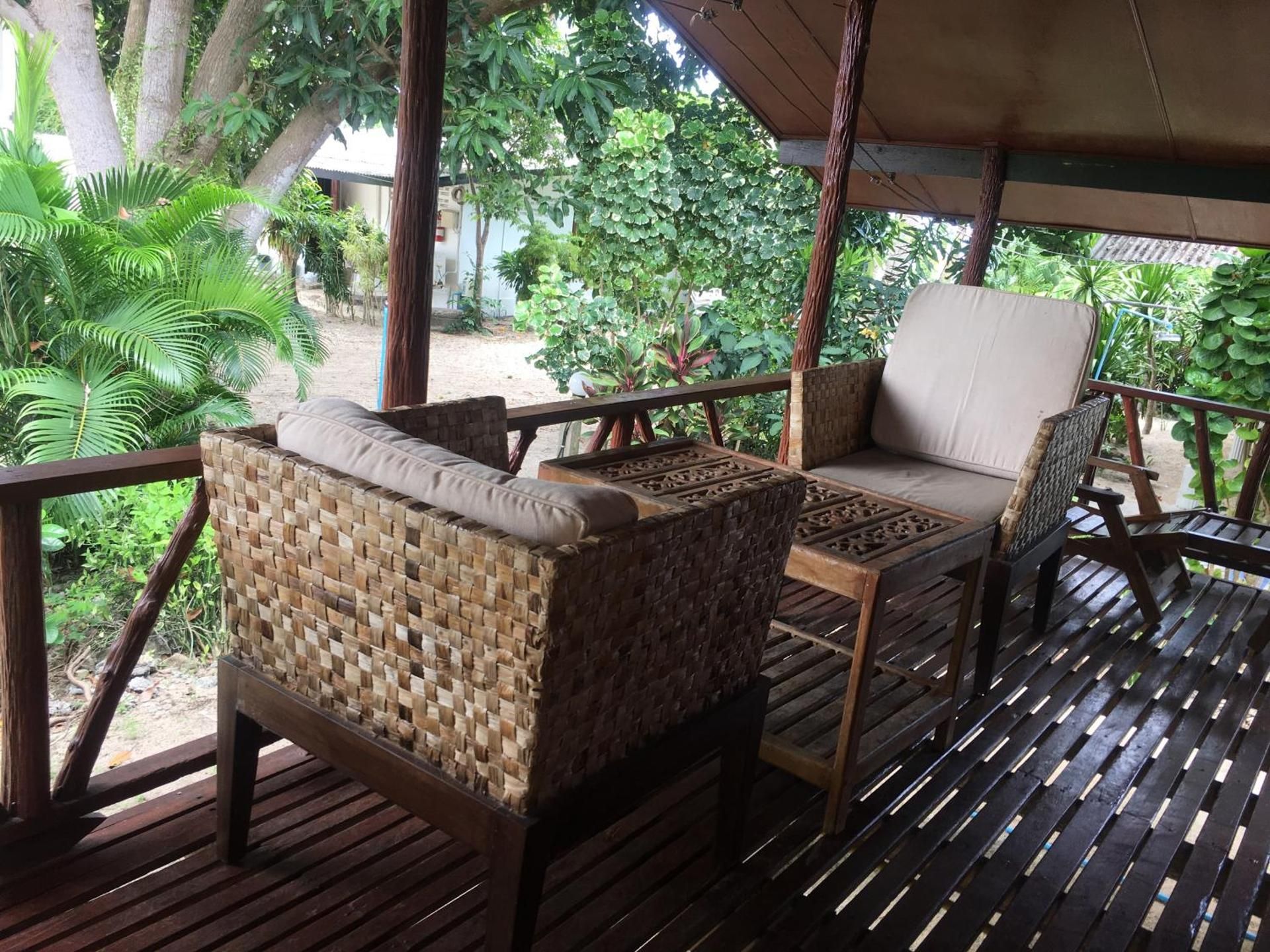 Bang Po Village Superior Bungalow 2