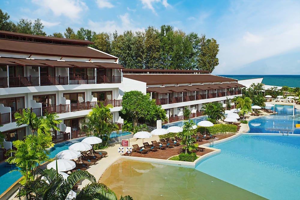 undefined Arinara Beach Resort Phuket 3