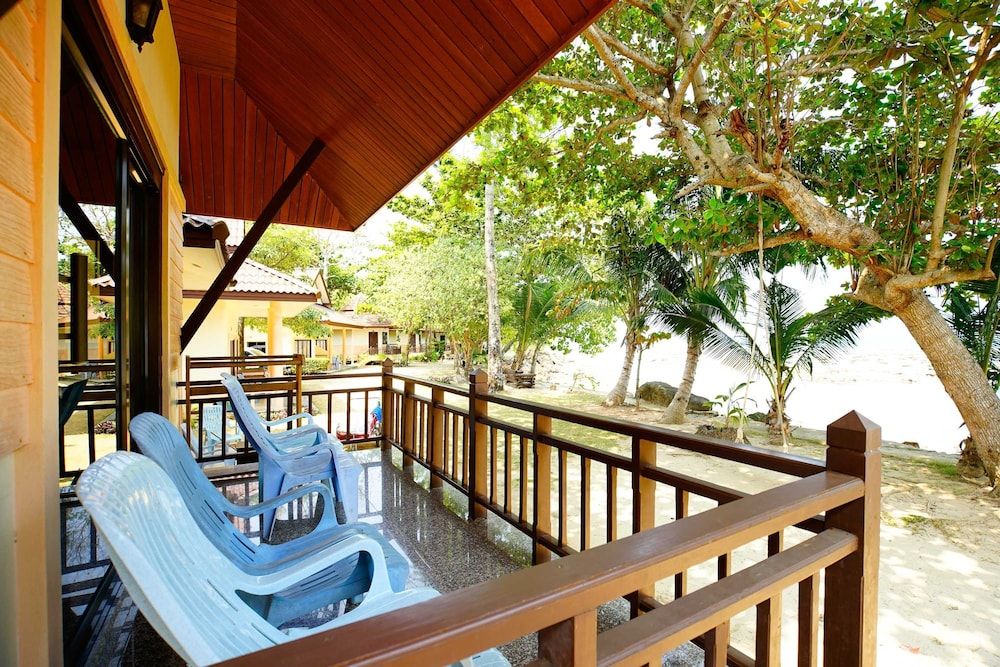 Coral Resort Front House sea View 9