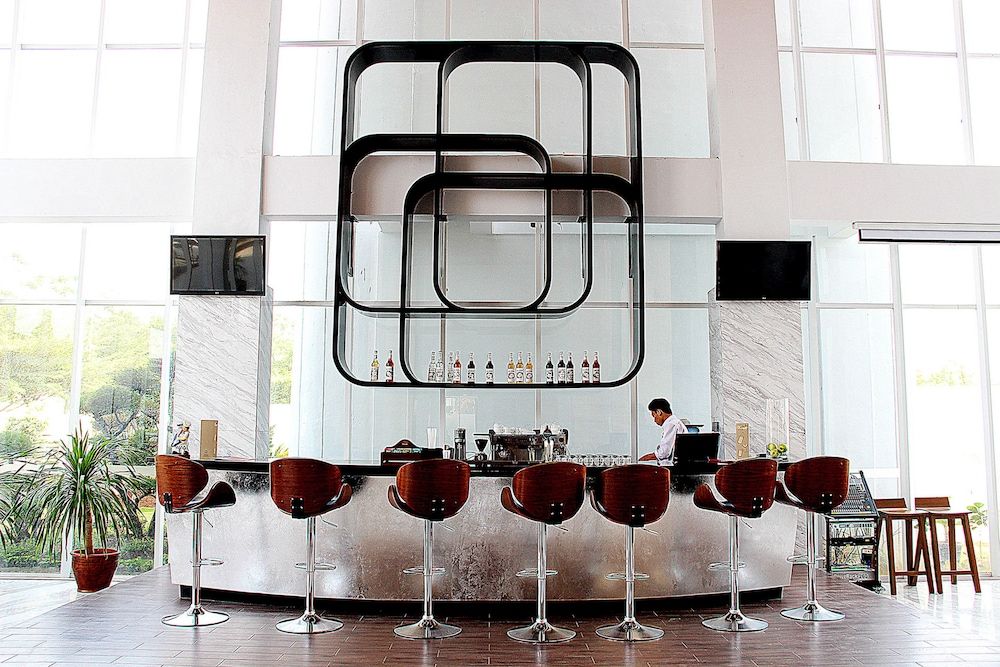 undefined Hariston Hotel & Suites 10