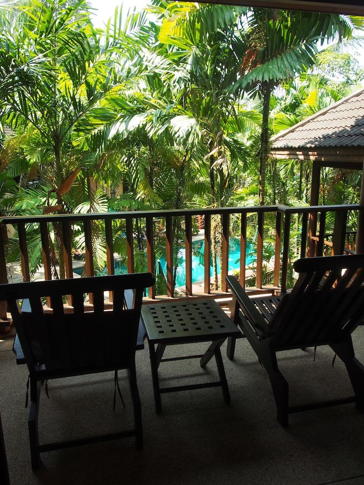 Khao Lak Palm Beach Resort Deluxe Mountain View 10