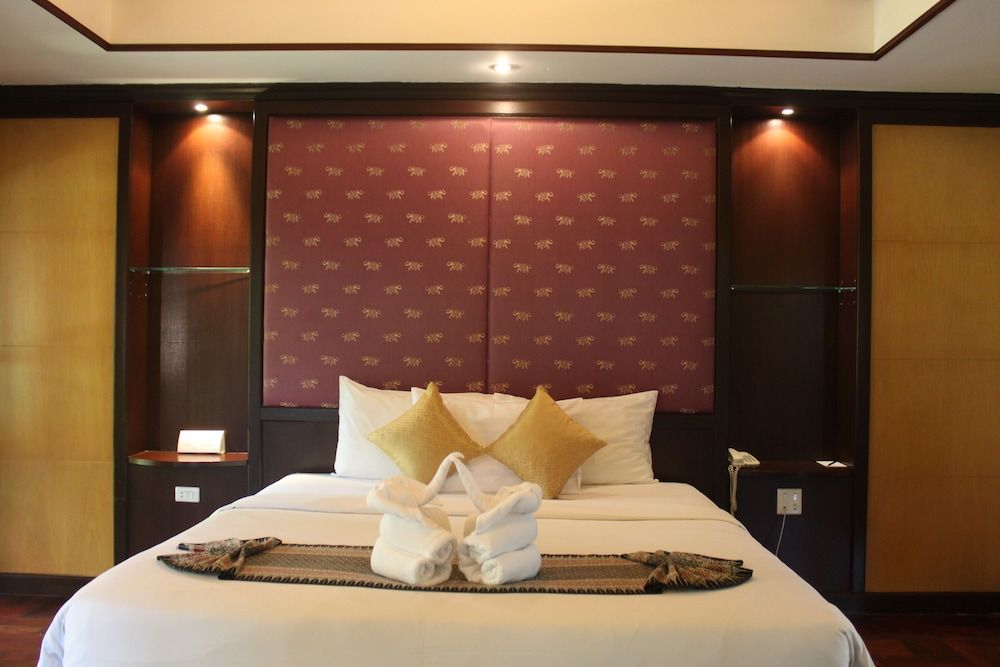 Khao Lak Palm Beach Resort Deluxe Garden Villa 5