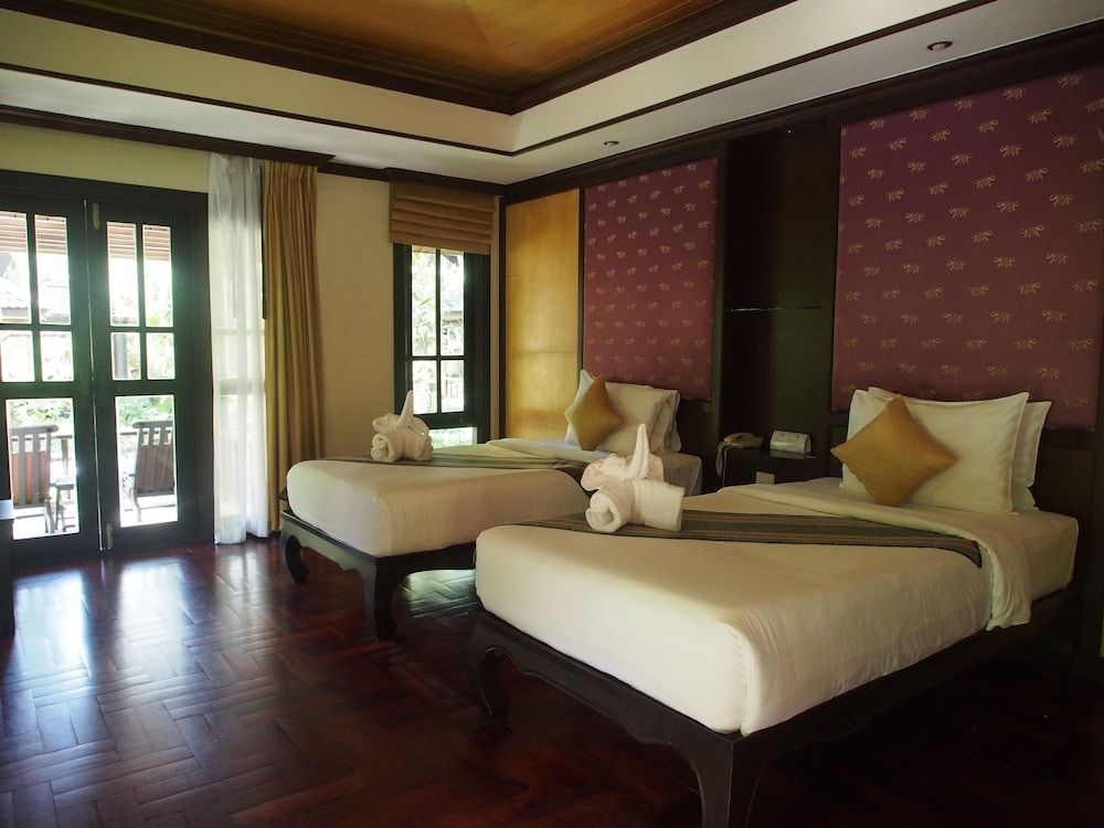 Khao Lak Palm Beach Resort Deluxe Garden Villa 8