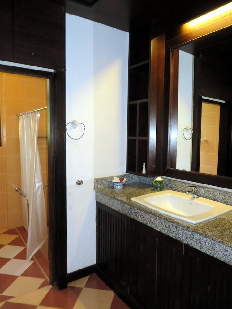 Khao Lak Palm Beach Resort Deluxe Mountain View 11