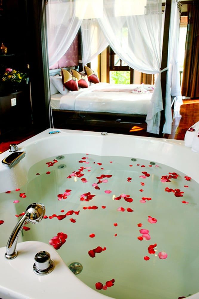 Khao Lak Palm Beach Resort Deluxe Jacuzzi Villa 6