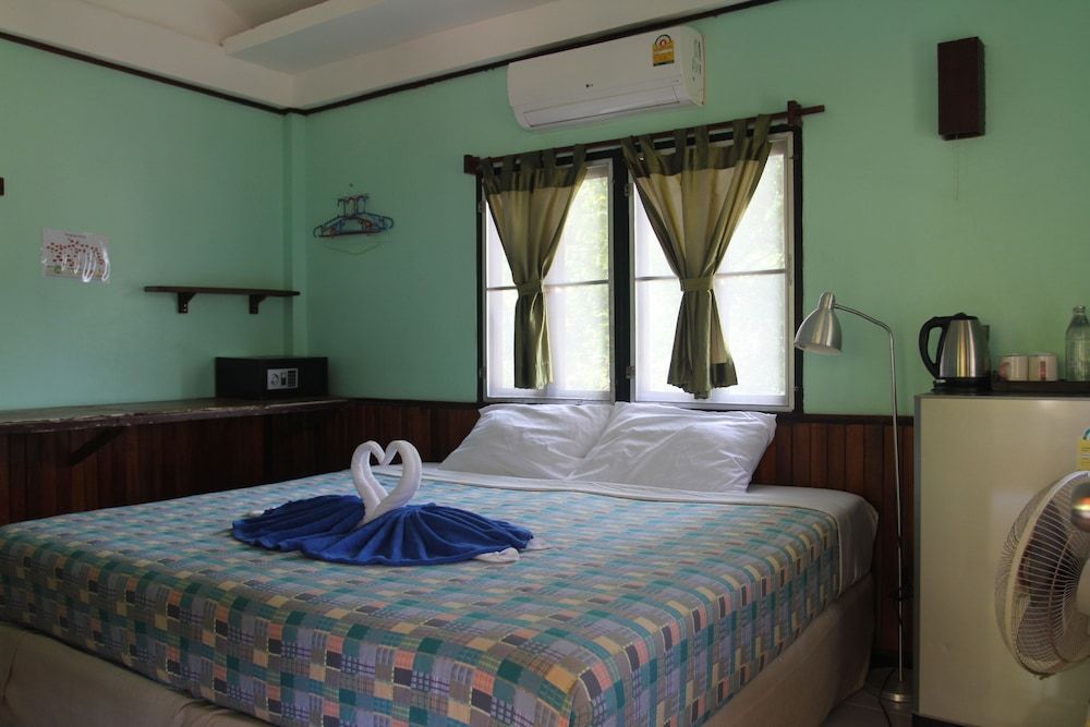 2 Bedrooms Villa