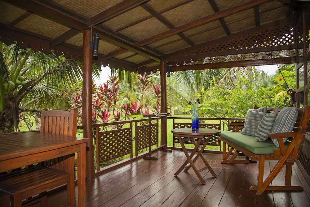 Sunset Valley Garden House 3