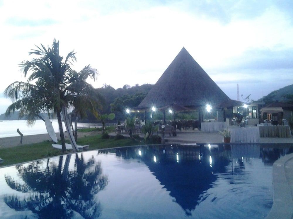 undefined Luwansa Beach Resort 10