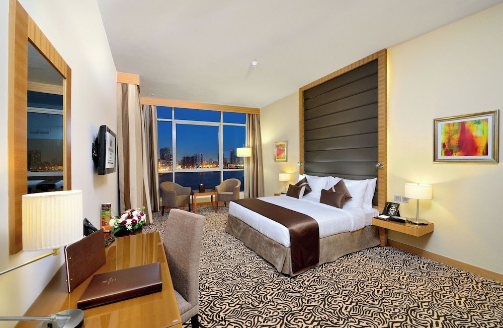 Superior Room, 1 King Bed