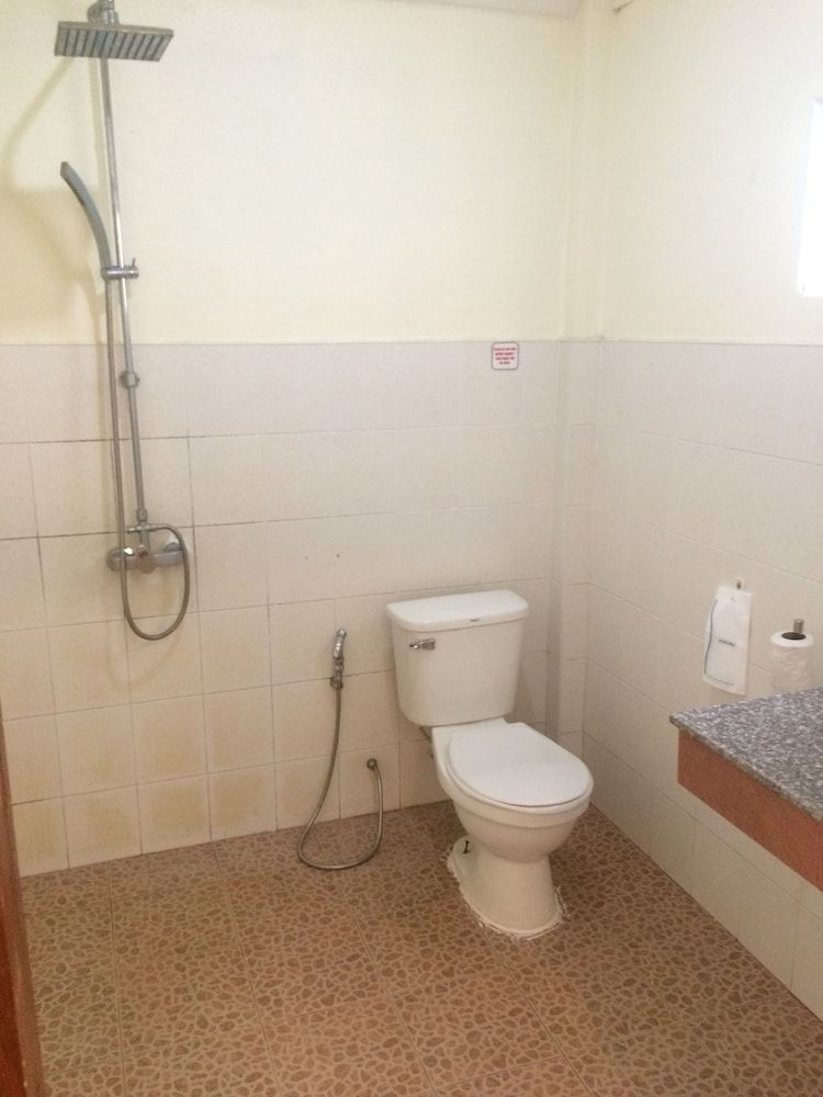 Tharathip Resort Superior Seaview Bungalow 11