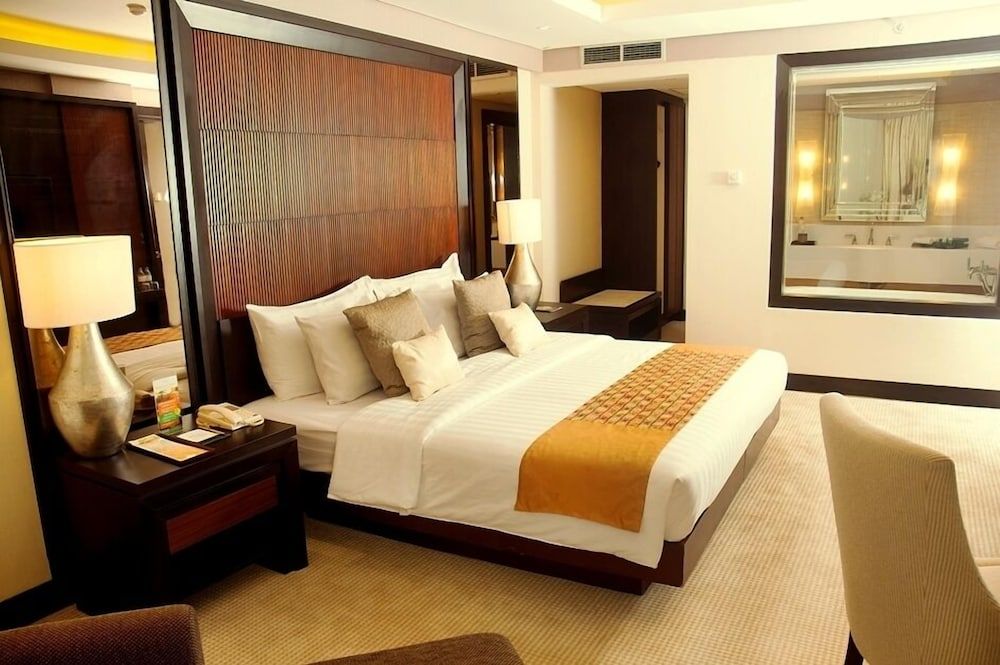 Executive Suite