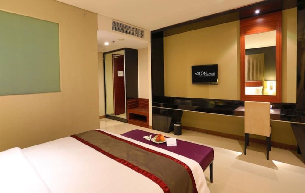 Aston Jambi Hotel & Conference Center Deluxe Room
