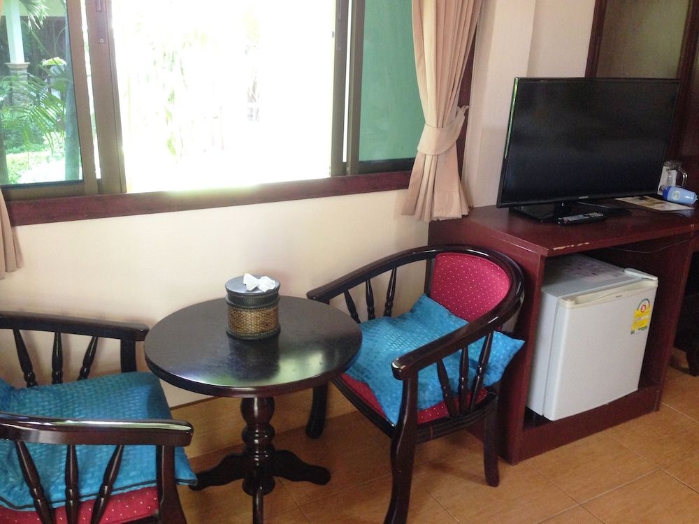 Bailan Beach Resort Superior Bungalow 8