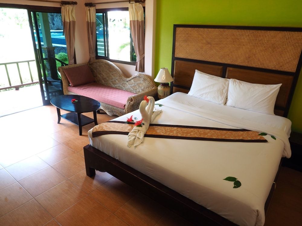 Bailan Beach Resort Superior Bungalow 2