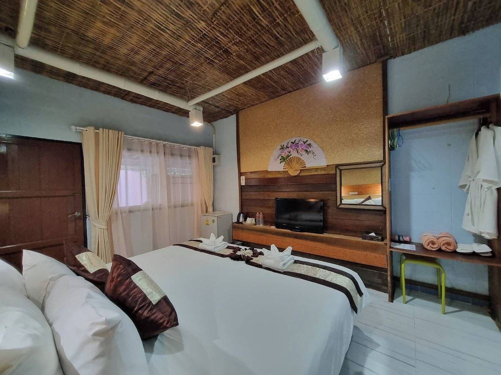 De Wiang Kum Kam Deluxe Double or Twin Room 15
