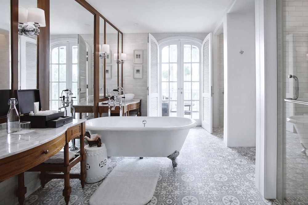 Suite (Sanchaya)