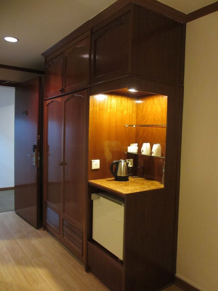 Sanbay Hotel Standard Twin Room 6