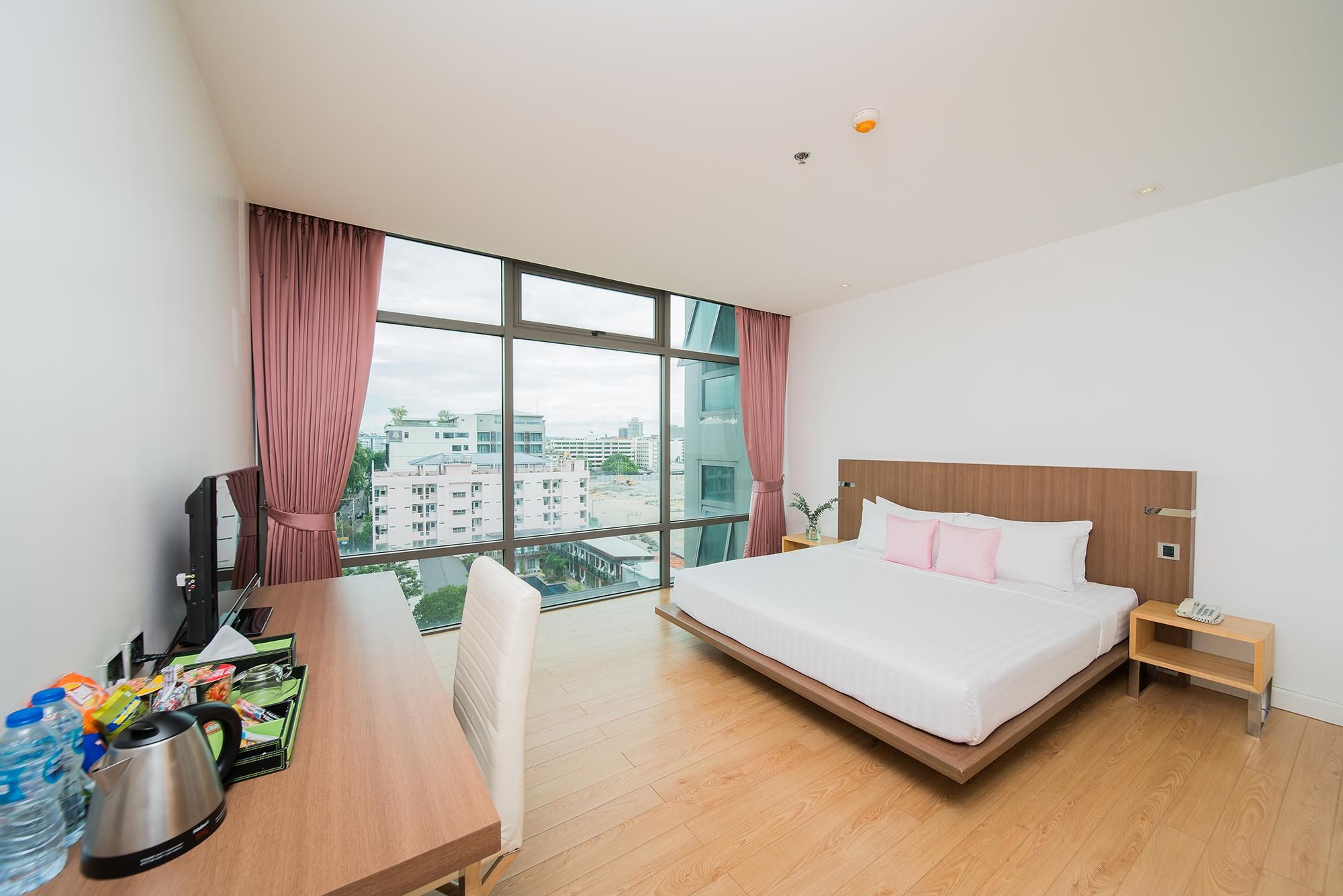 Seven Zea Chic Hotel Superior City View 2