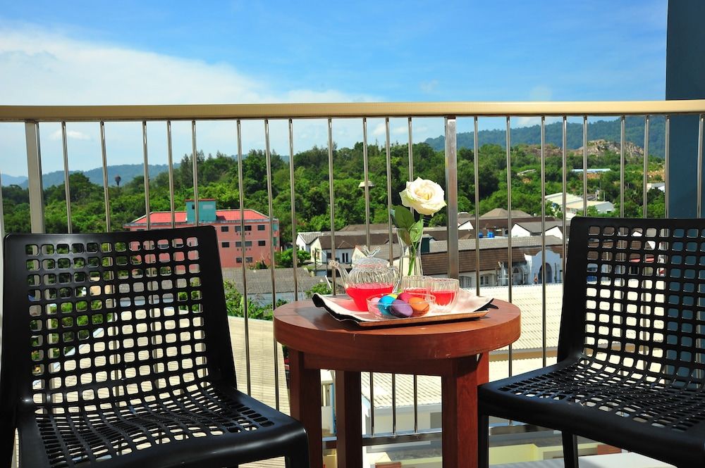 Ratana Hotel Rassada Family Suite 10