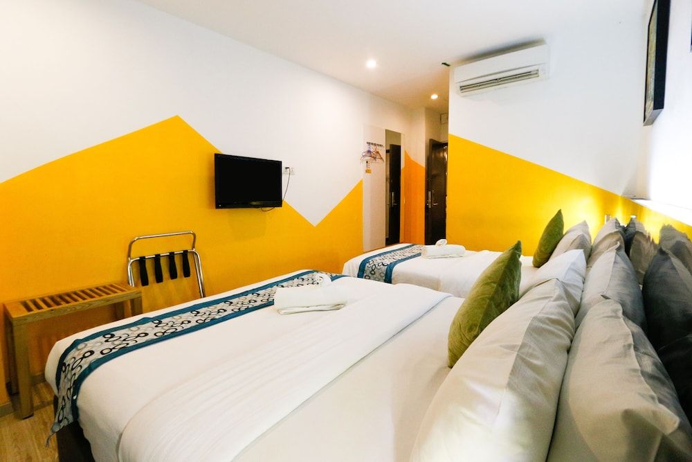 Deluxe Suite