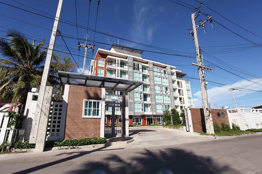 undefined BBG Seaside Luxurious Service Apartment 4