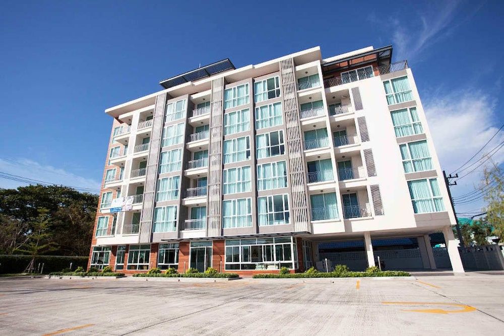 undefined BBG Seaside Luxurious Service Apartment 3