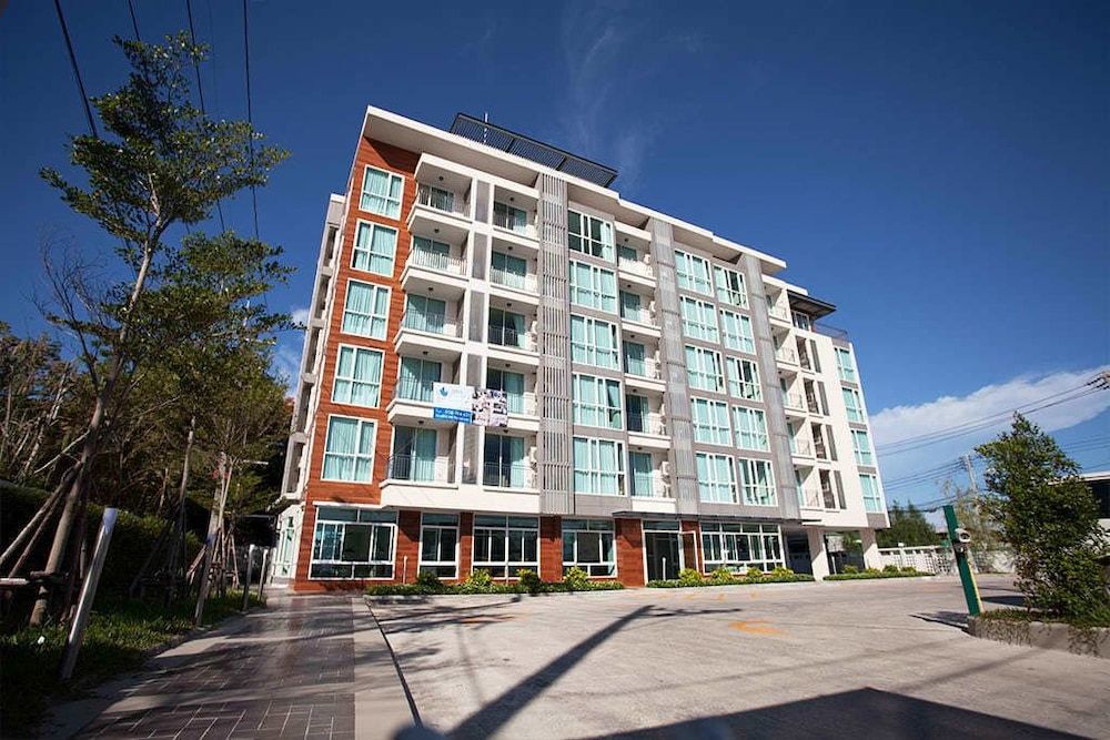 undefined BBG Seaside Luxurious Service Apartment 4