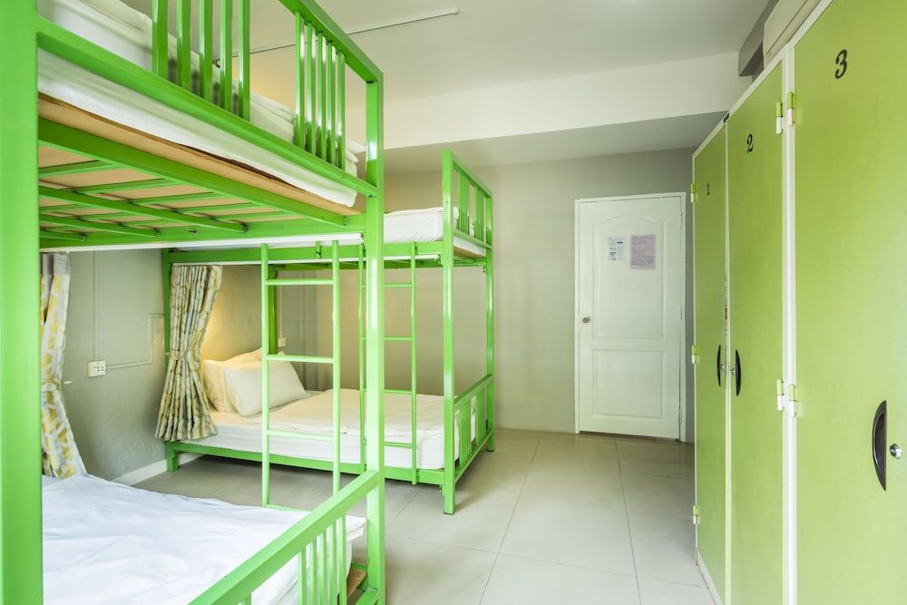 4 Bed Mixed Dorm