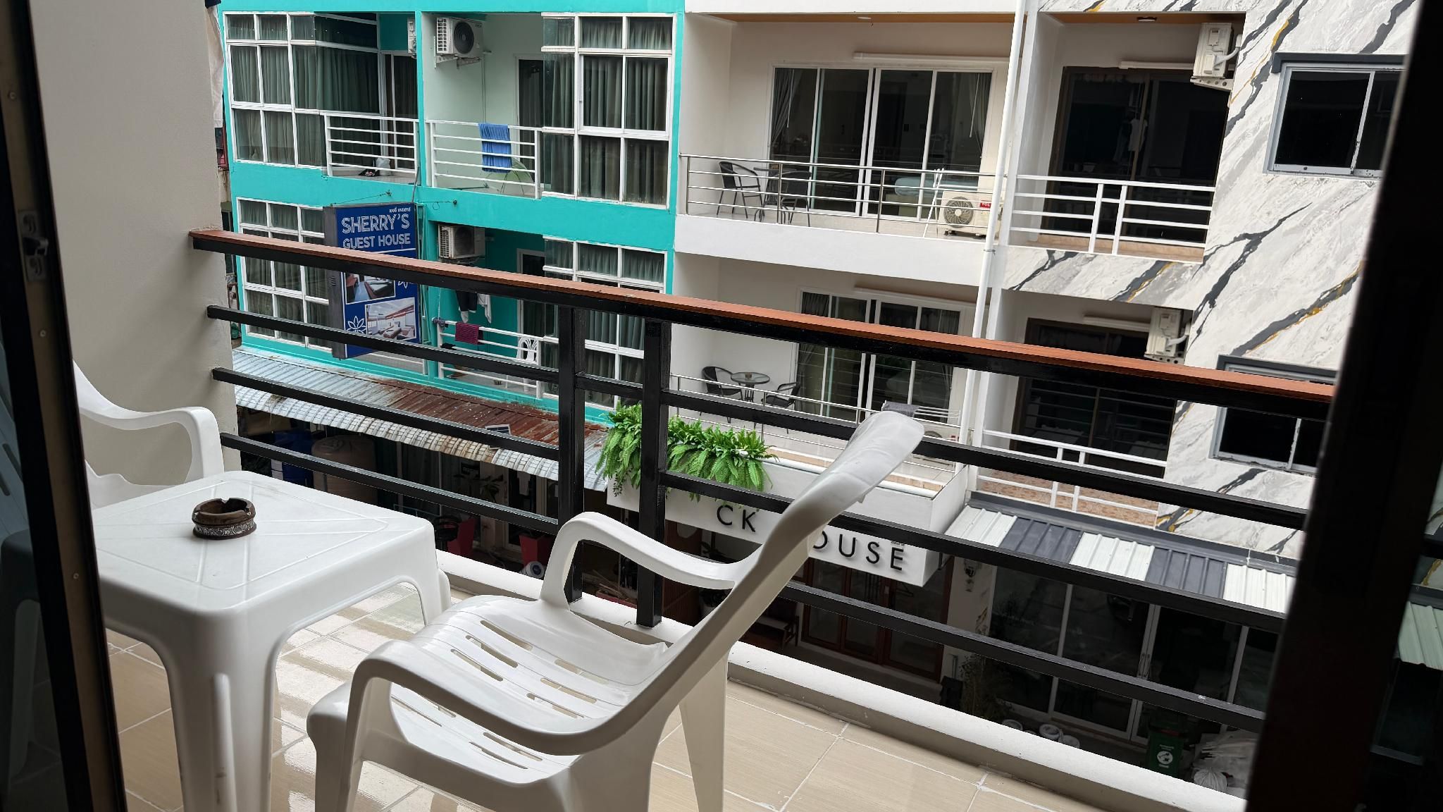 Dfeel House Loft Double Room 8