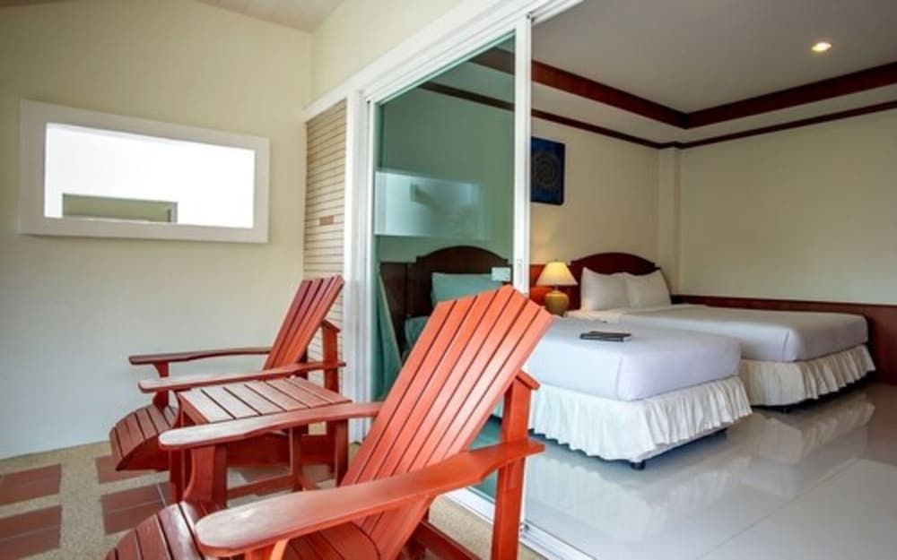 Neptune's Villa Superior Hotel - Leela