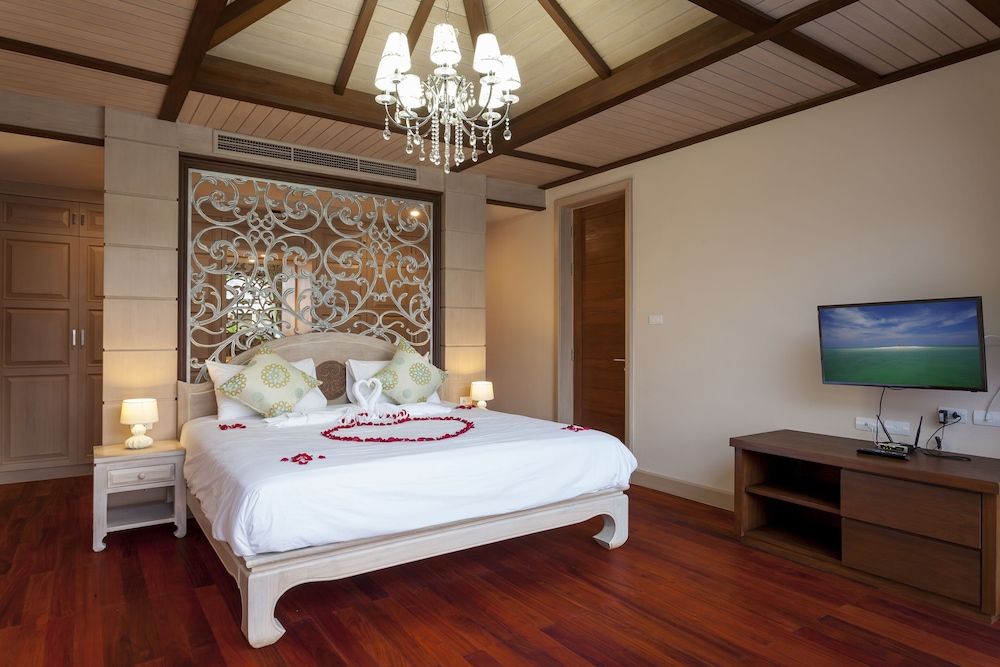Family Villa, 2 Bedrooms, Private Pool, Beachfront