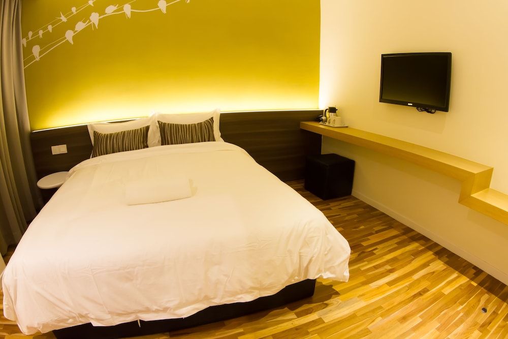 undefined Mood Hotel 10