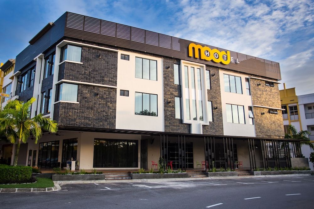 undefined Mood Hotel 6