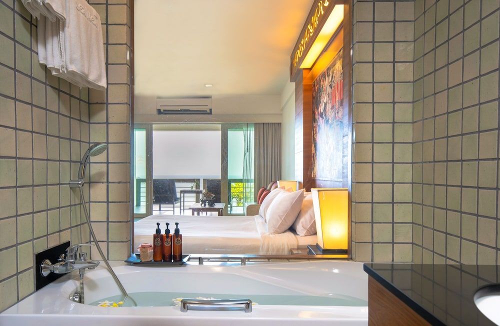 SYLVAN Koh Chang Deluxe Clifftop 11