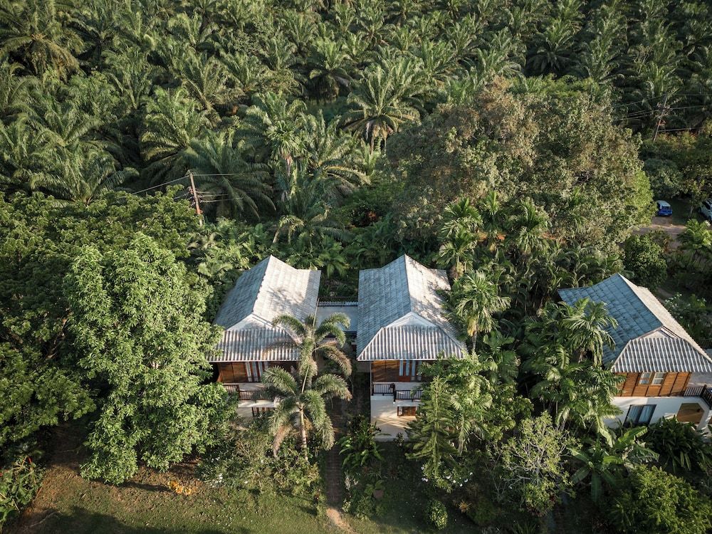 Wareerak Hot Spring & Wellness Villa Deluxe Room 9