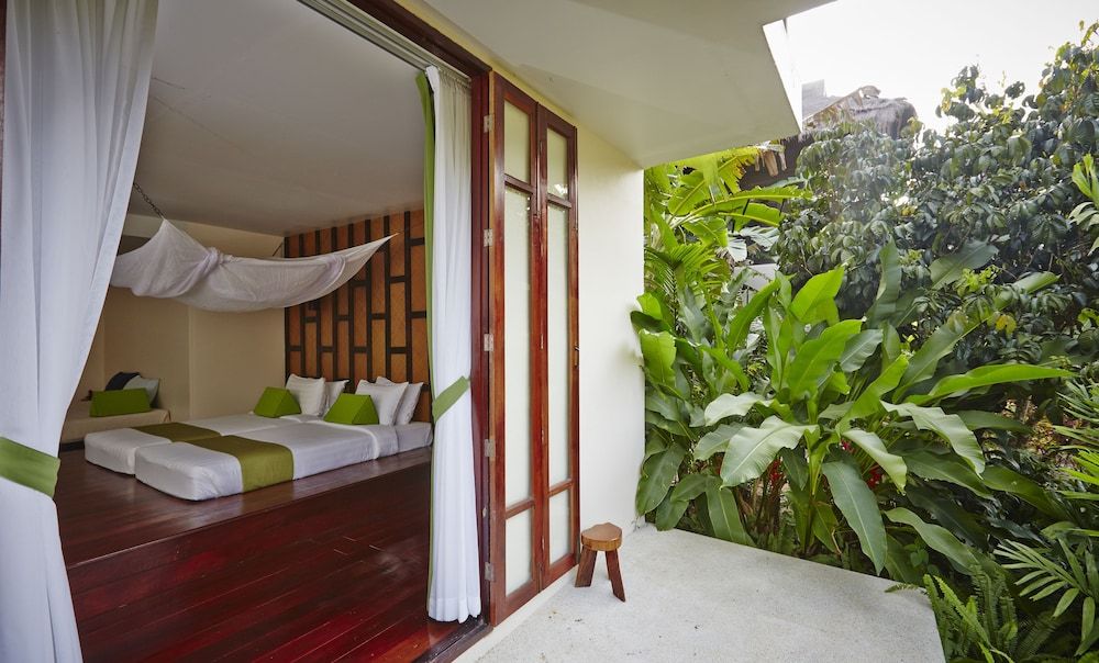 Wareerak Hot Spring & Wellness Villa Deluxe Room