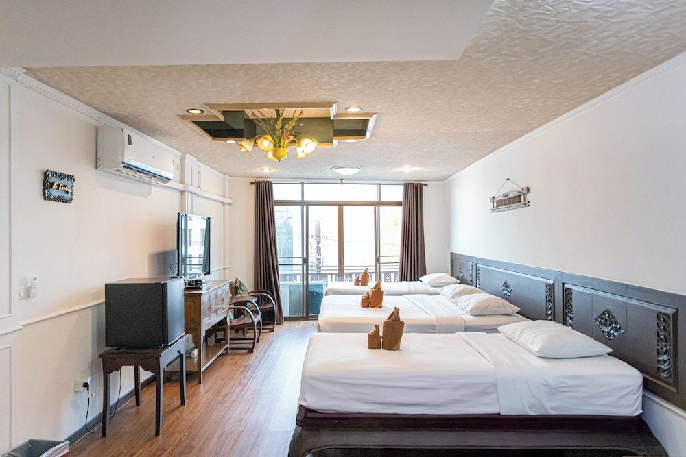 undefined SK Boutique Maha Nakhon 4