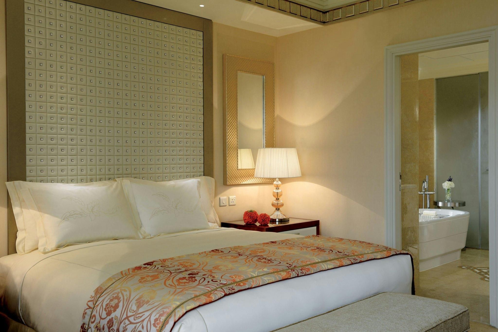 Garden House, 2 Bedroom Suite, Bedroom 1: 1 King, Bedroom 2: 2 Double, Sofa bed, Garden view
