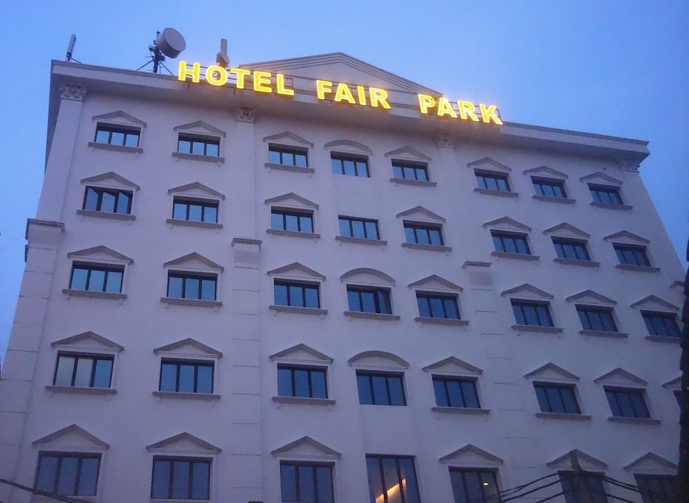 undefined Fair Park Hotel 4