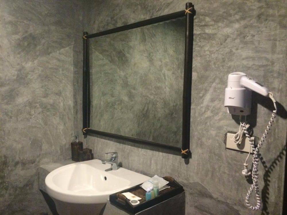 Sea Garden Resort - Haad Chao Phao Deluxe Villa Seaview 9