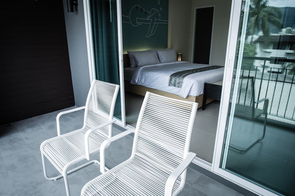 undefined TIRAS Patong Beach Hotel 10