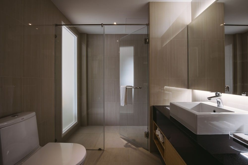 undefined TIRAS Patong Beach Hotel 7