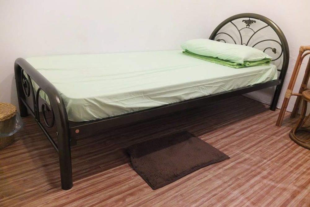 Muntri House - Hostel Single Room 3