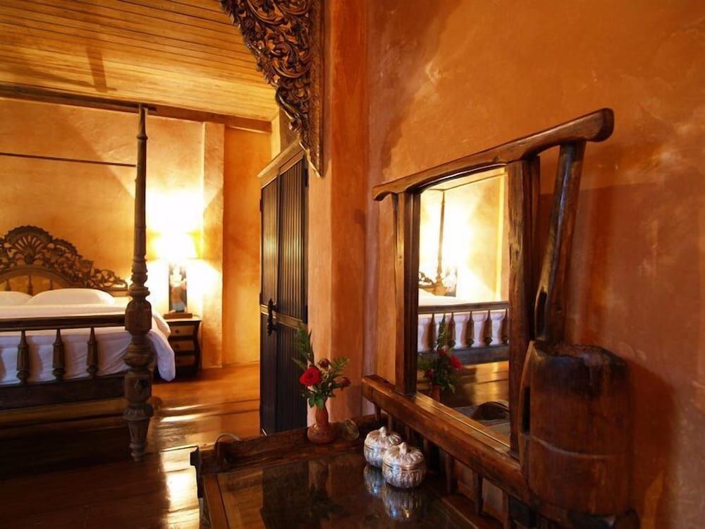 Baan Singkham Resort