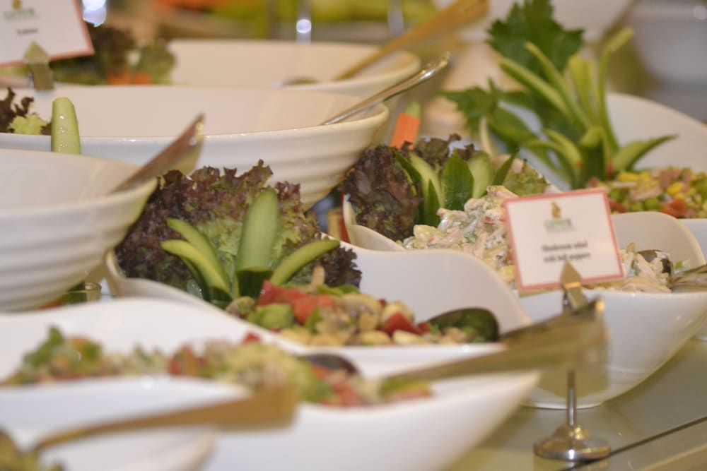 undefined Magnum Hotel & Suites West Bay 9
