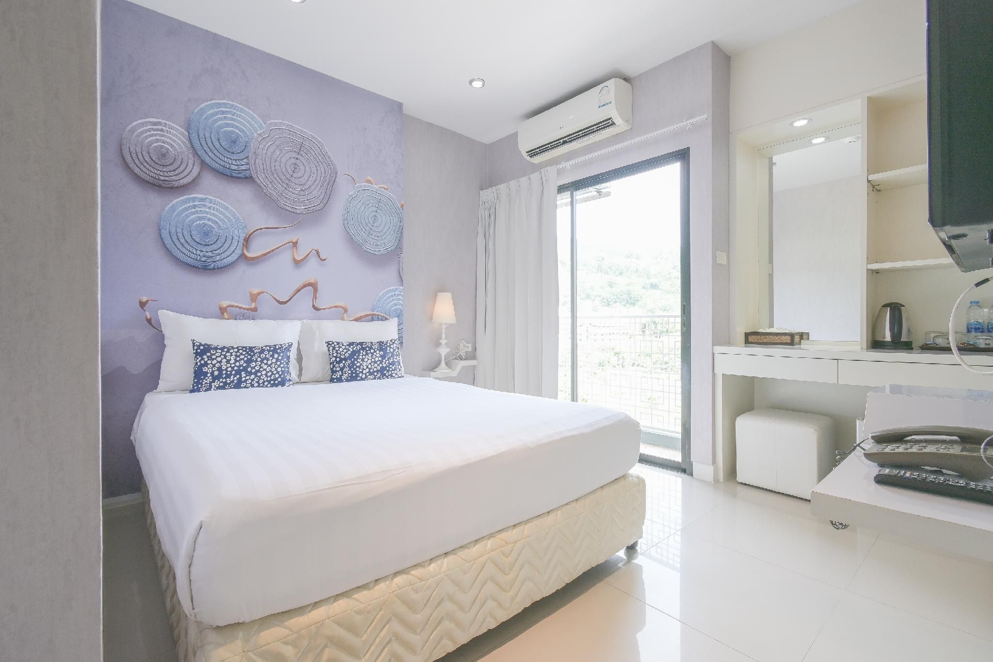 Sino Maison Hotel Standard Double or Twin Room 2