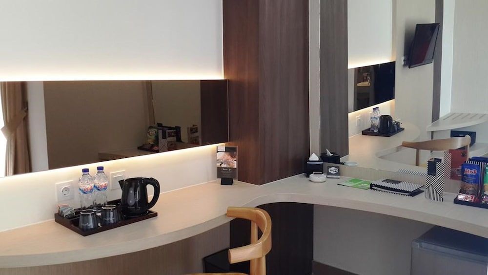 Vega Hotel Gading Serpong Superior Room 4