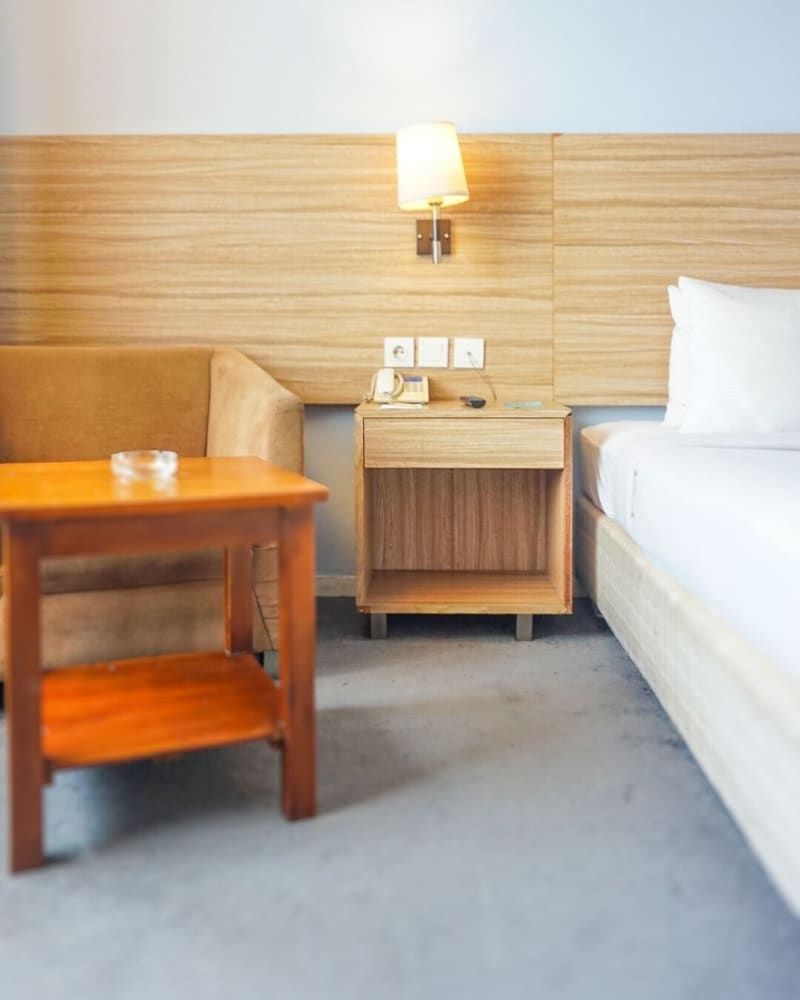Hotel Dafam Pekanbaru Superior Room 3