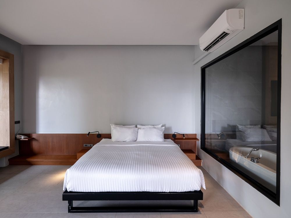 Sunshine Paradise Resort Ocean View Pool Villa 2