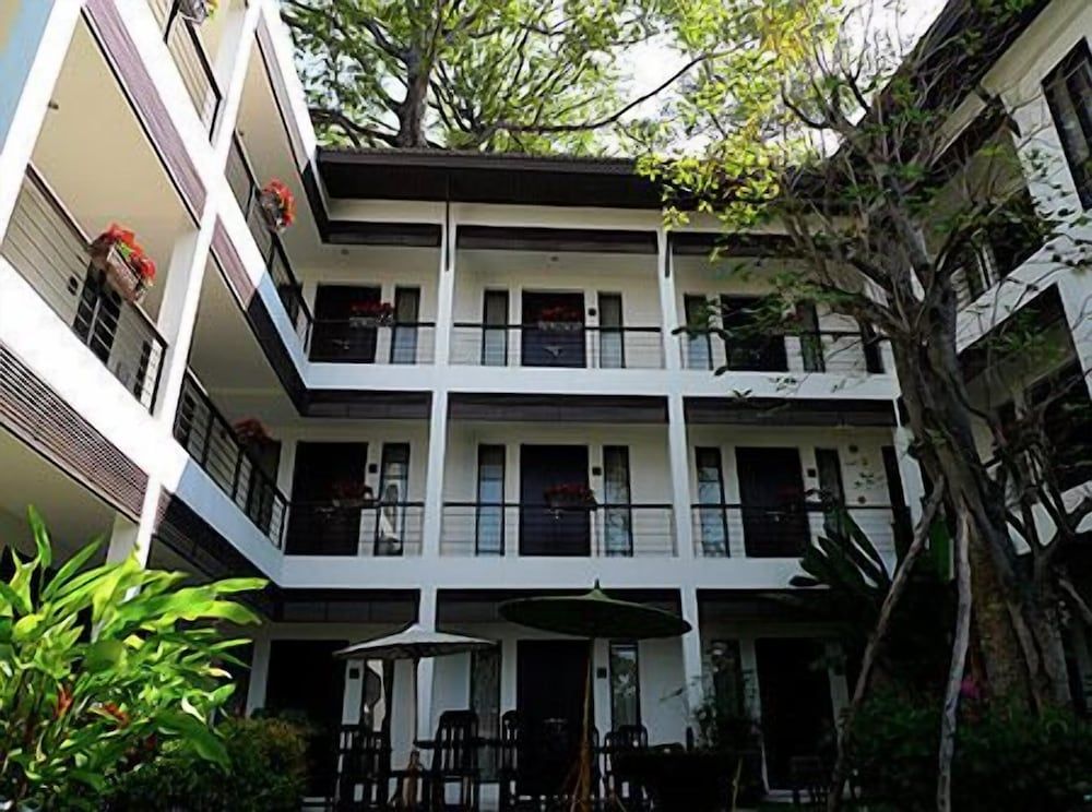 undefined 296 The Radtanaiya Residence 8